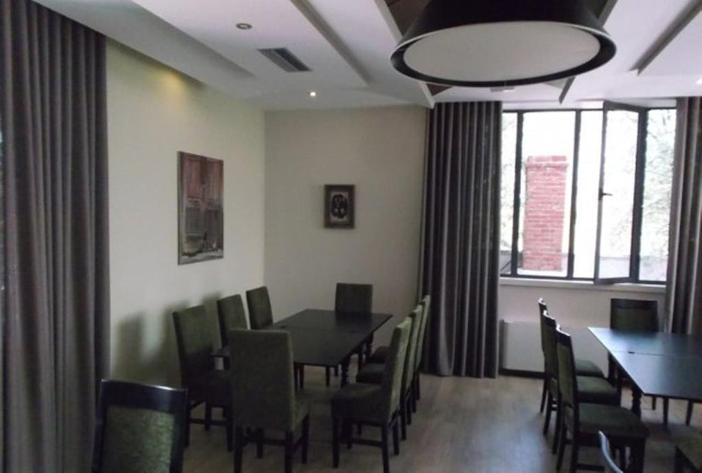 Sirena Hotel Tushemisht Ngoại thất bức ảnh